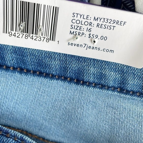 Seven7 Sunset Bermuda Shorts - Picture 5 of 7